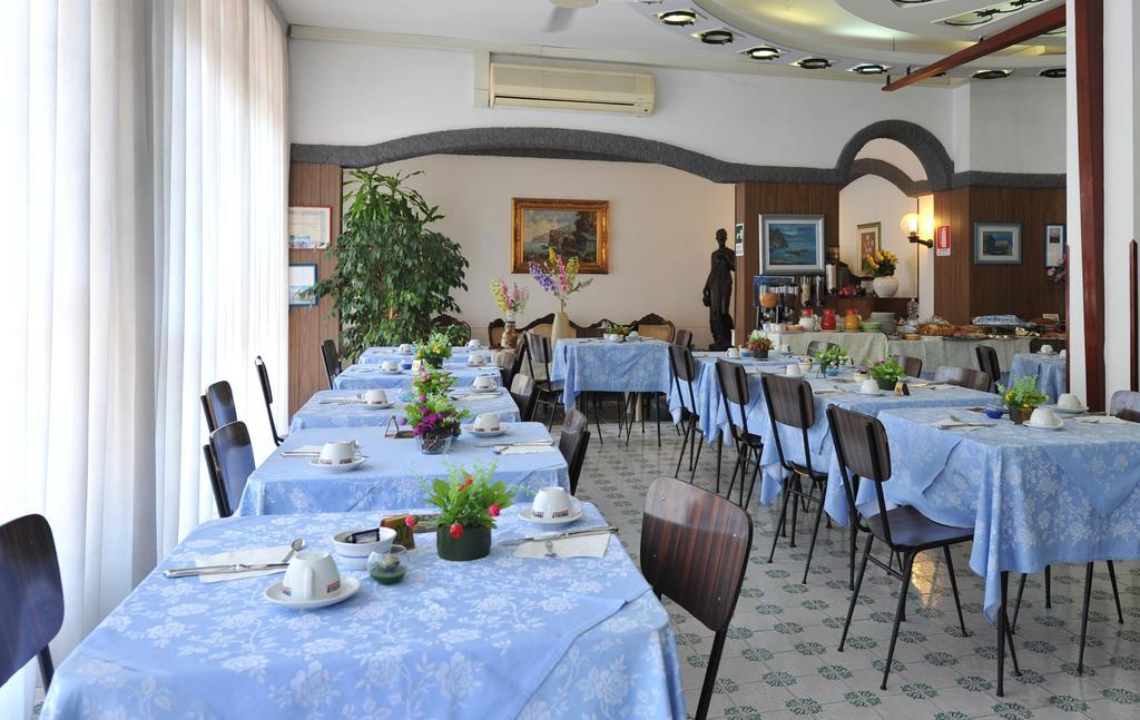 Hotel Europa Minori Esterno foto